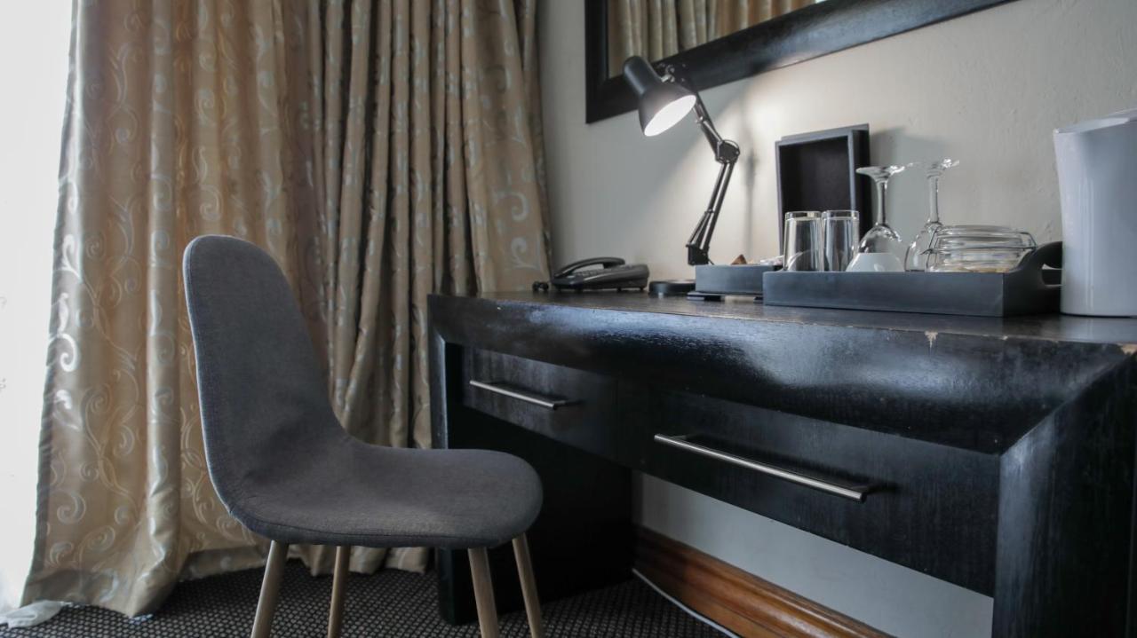 Ruby Stone Boutique Hotel Polokwane Exteriör bild