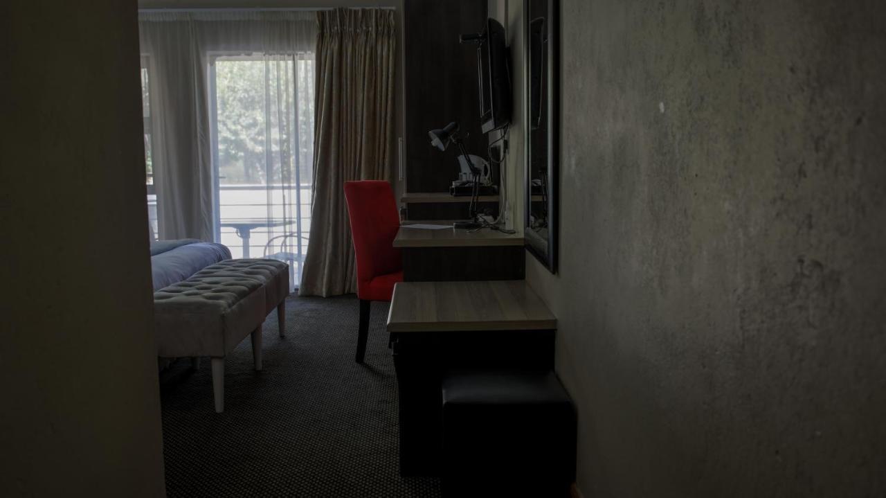 Ruby Stone Boutique Hotel Polokwane Exteriör bild
